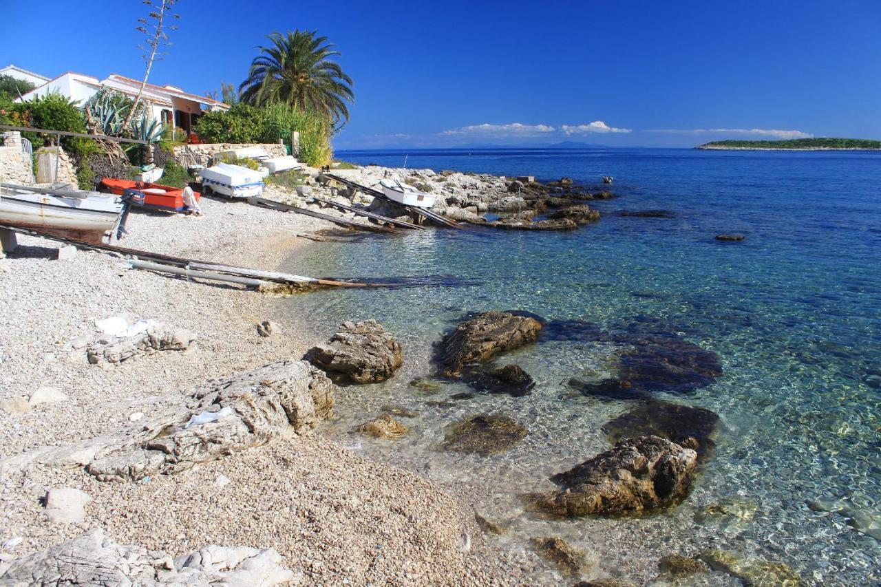 Apartments By The Sea Milna, Vis - 8895 Рукавац Экстерьер фото